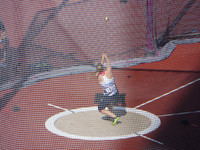 Sophie Hitchon 1st Qualify Throw