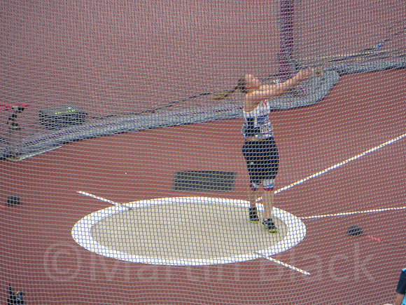 Sophie Hitchon 2nd Qualifying Throw