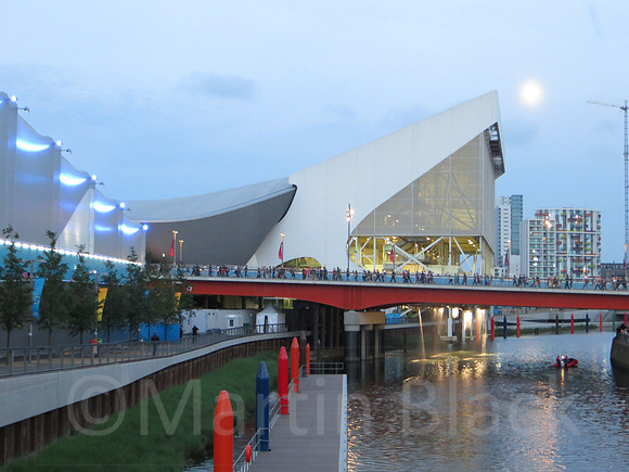 Waterpolo to Aquatic Centre